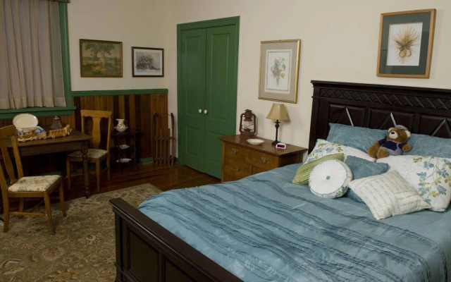 The Tinder Guest House