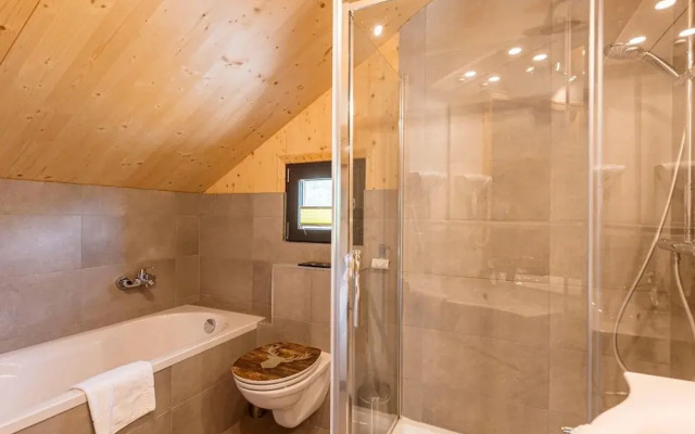 Cosy Chalet With Sauna