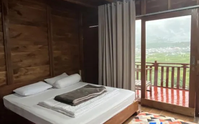 Padangsari Cabin House