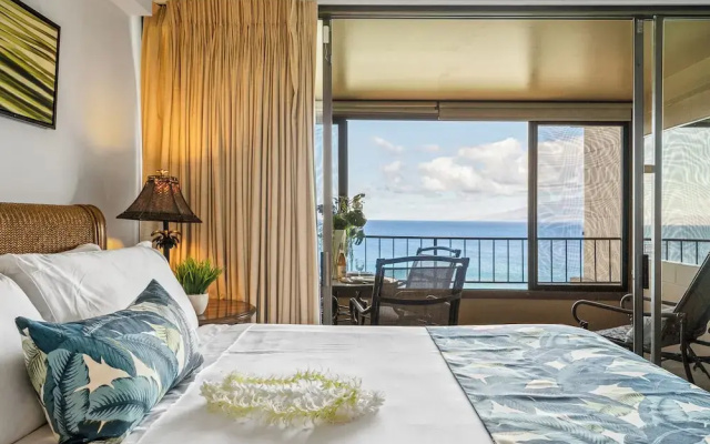 Maui Kai 903