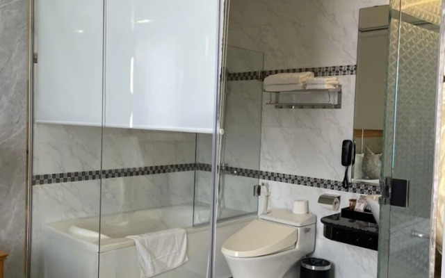 Acnos Grand Hotel