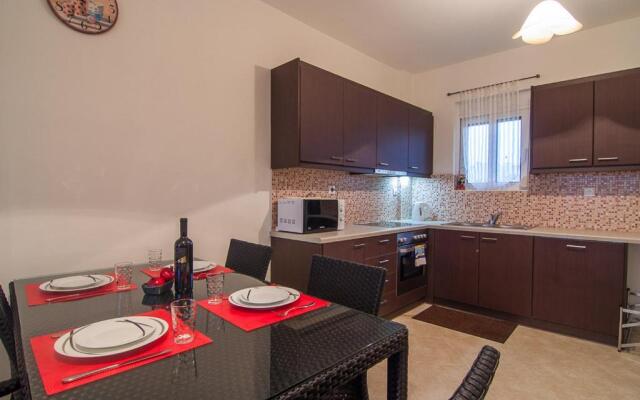 Despina Apartment - Sea & Pool View