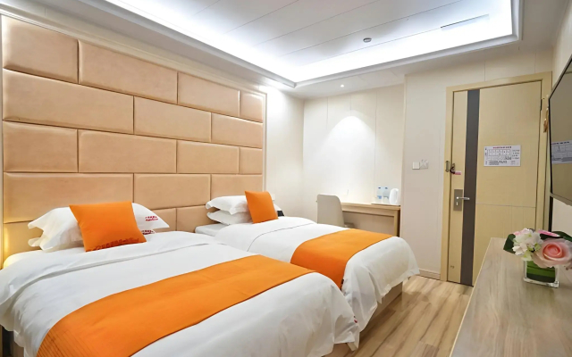 Shell Shanghai Baoshan District  Songbin Road Subway Station Hotel
