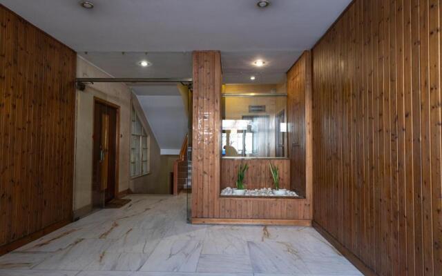 Rizzo St. Peter Apartment