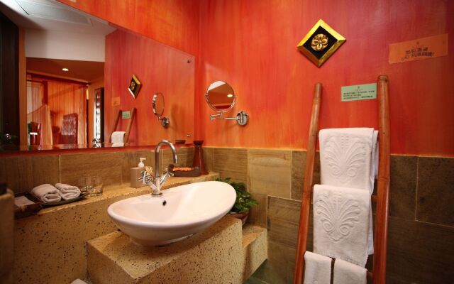 Red Garden Resort