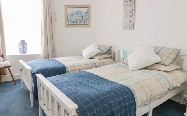 East Beach Apartment