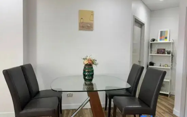 Superb 2BR Apt (Parking)/DarlingHarbour-10min walk