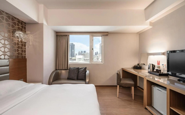 The Riverside Hotel Esthetics