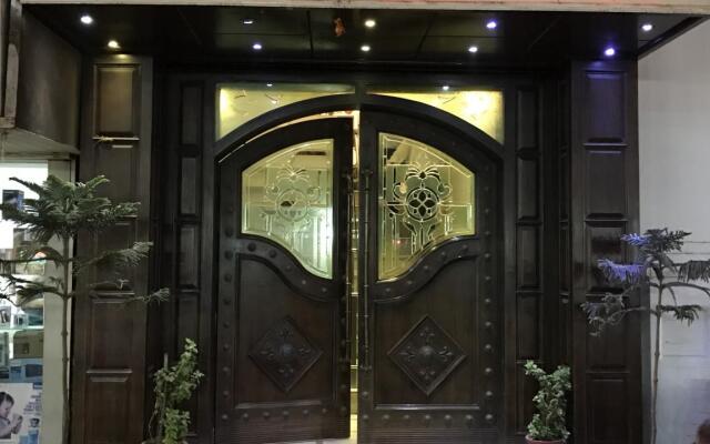 Hotel Naveen