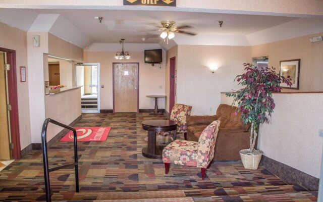 Econo Lodge Kent - Akron West