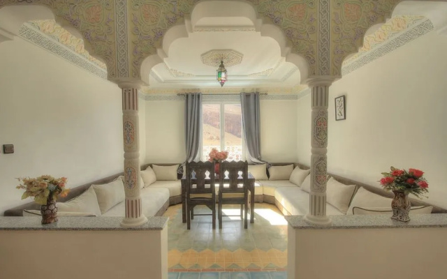 Hotel New Mars Dades
