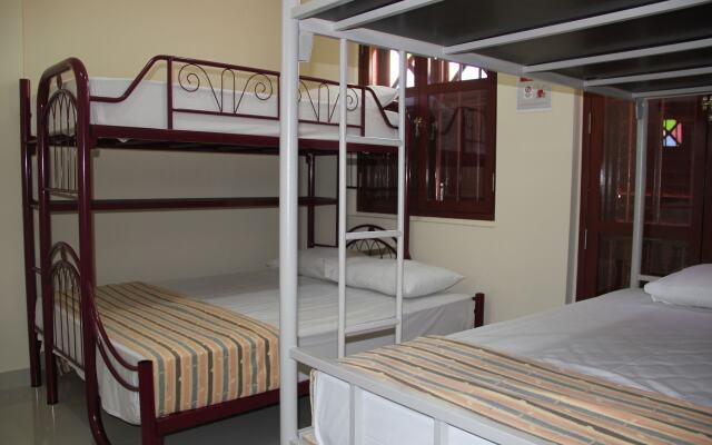 Mitraa Inn - Hostel