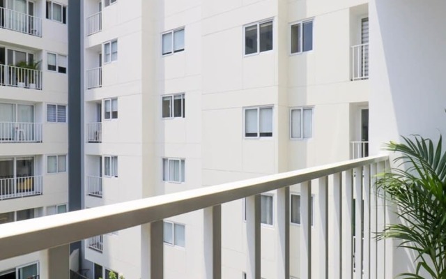 w Marvelous 2BR With Balcony in Miraflores