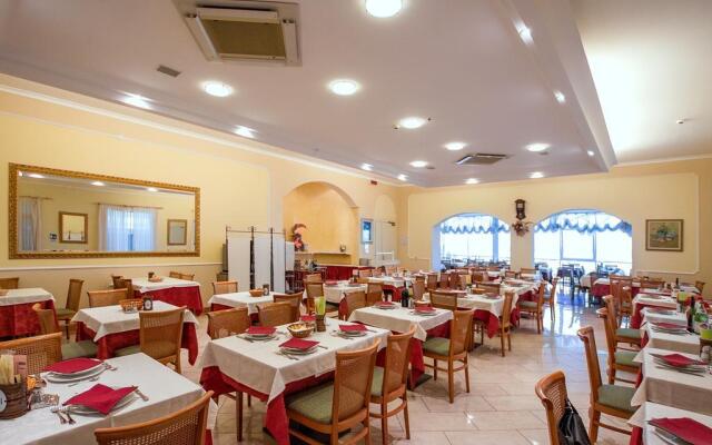 Hotel Rosa Maria Elite