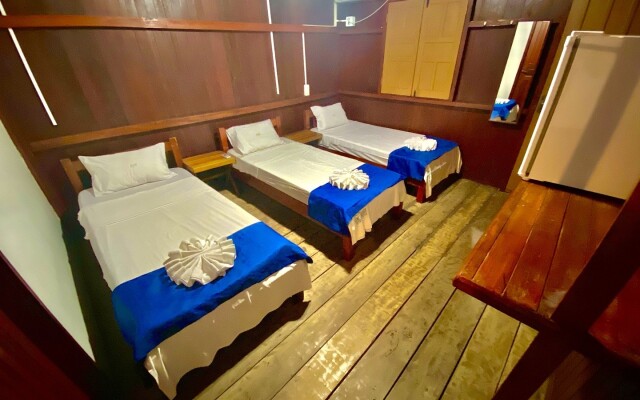 Amazonia Jungle Hotel