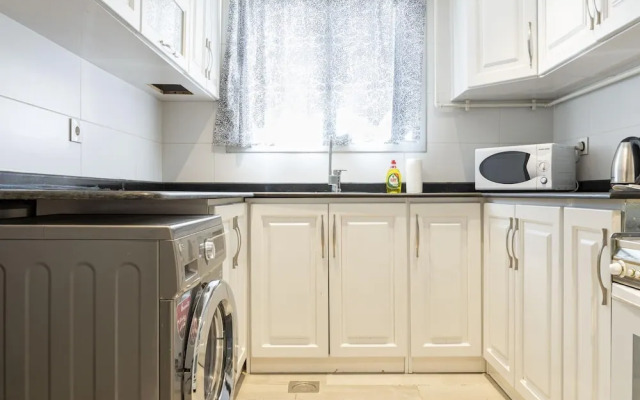 Vesta - Luxury APT - 3Br - CFC IX