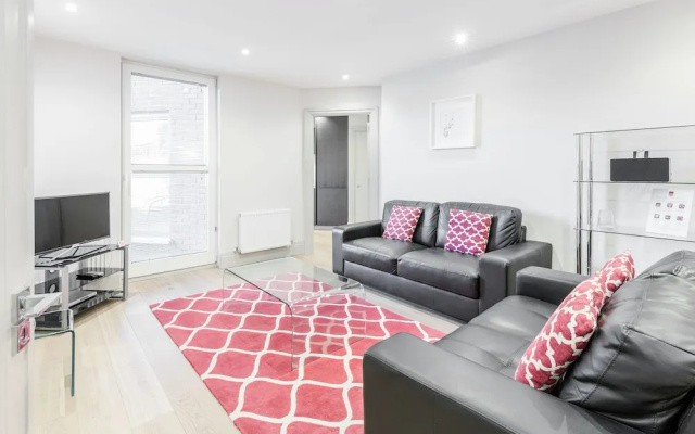 Roomspace Apartments -The Quadrant