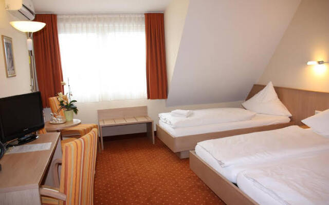 Hotel Touristik
