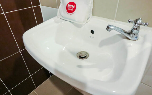 Nida Rooms King Mahidol 194 Gate