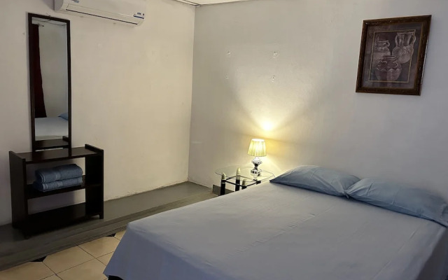 El Callejon Guest House
