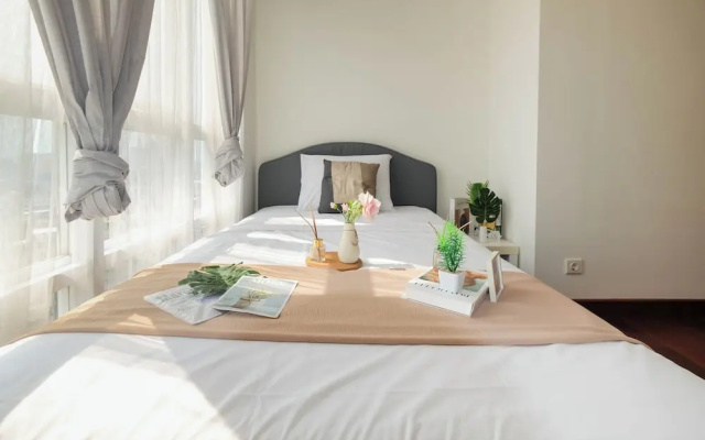 Boho Touch 2Br Apartment With Extra Room At Lucky Tower Residence – Guest Rooms – Jakarta