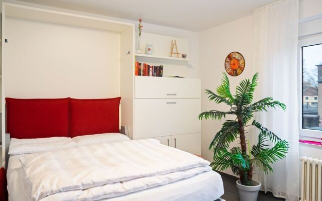 Lovely Apartment in Duisburg near Forest