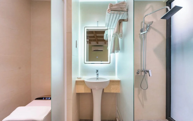 Nicecy Hotel - Truong Quyen