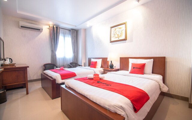 Premium White Lion Hotel