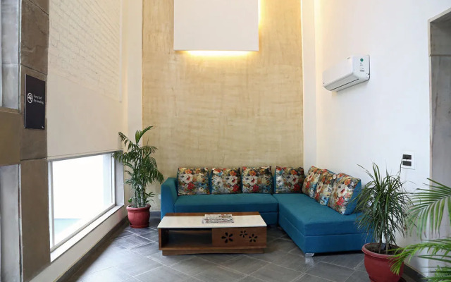 FabHotel Huda Sushant Lok