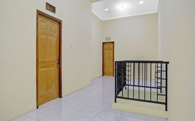 OYO Life 90737 Losmen Aini Syariah