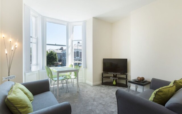 Apartment 3, 6 St Anns Apartments