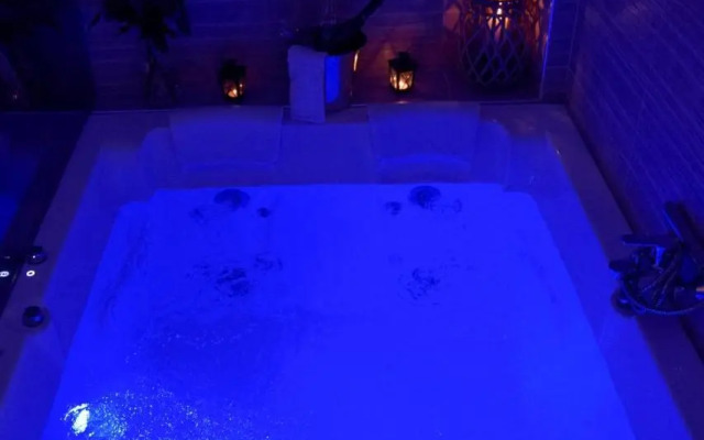 Nephele Luxury Suite