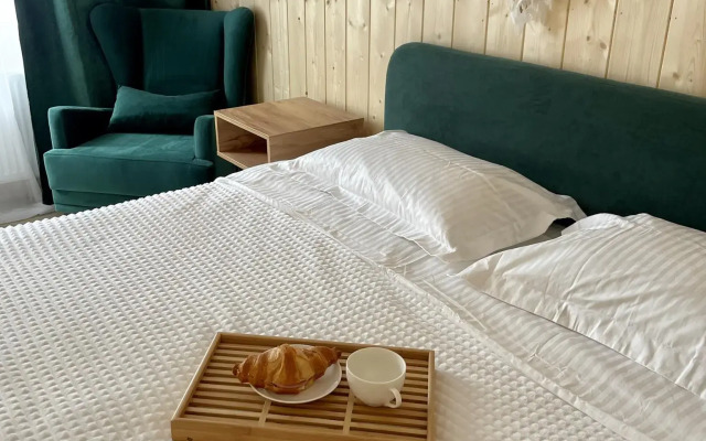 Дом Шелуха (Sheluha House) с сауной и горячим чаном