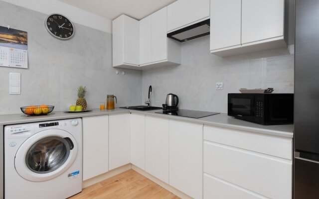 Quiet Apartment in Gdynia by Renters