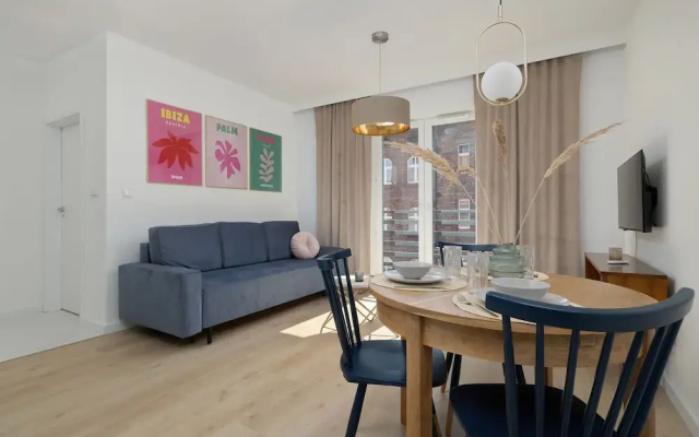 Trendy Apartment Katowice by Renters