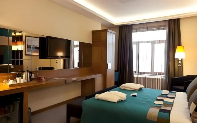 Collage Pera Hotel - Special Class