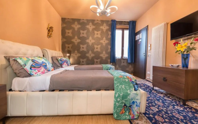 Romeo House