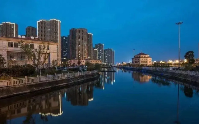 acorn hotel(Ningbo Hangzhou Bay New District Store)