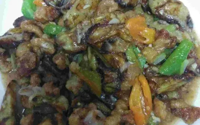 Yuexiang Erlanghe Quhongxiang Family Hotel