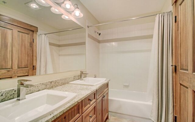 8854 The Springs by RedAwning