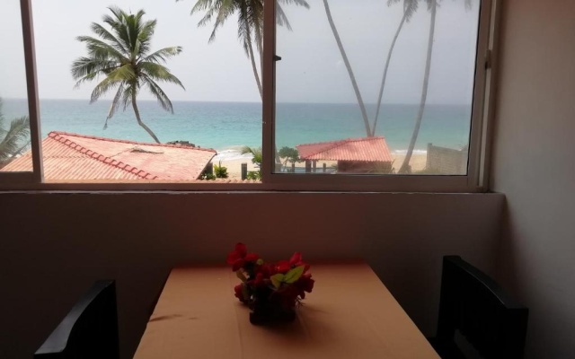 Deluxe Balcony Mini Kitchen Sea View — фото 2