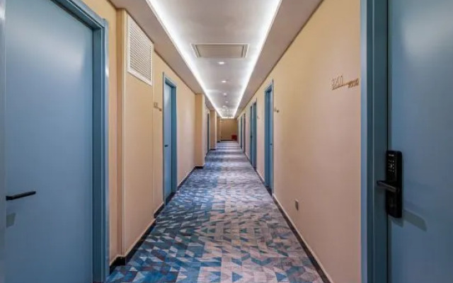 MAXACCOM Future Hotel (Shanghai Hongqiao Airport Xinzhuang, Qibao)