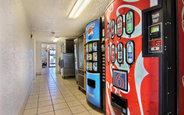 Motel 6 Amarillo, TX - Airport