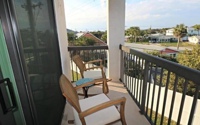 Ocean Village Club L33