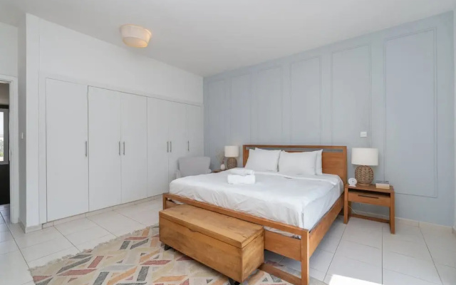 Emirates Living s Fascinating Villa for Everyone