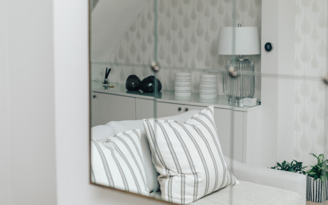 The Dragonfly - Central 2 bedroom house