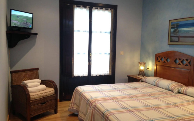 Hotel Rural El Texeu