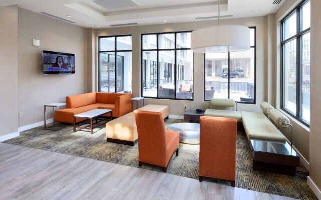 Hilton Garden Inn Reagan National Airport