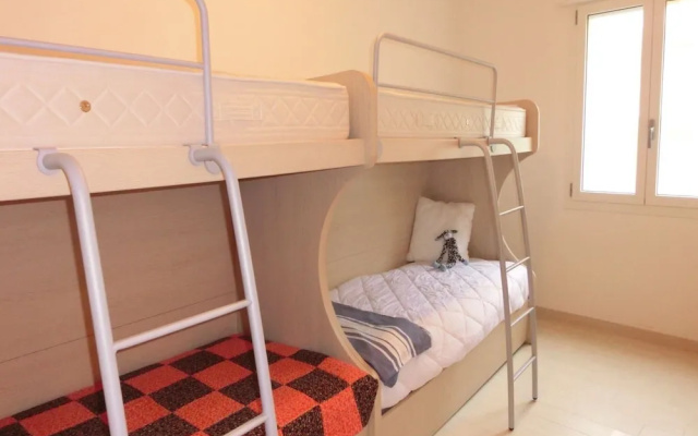 Lovely Flat Close to the Beach-beahost