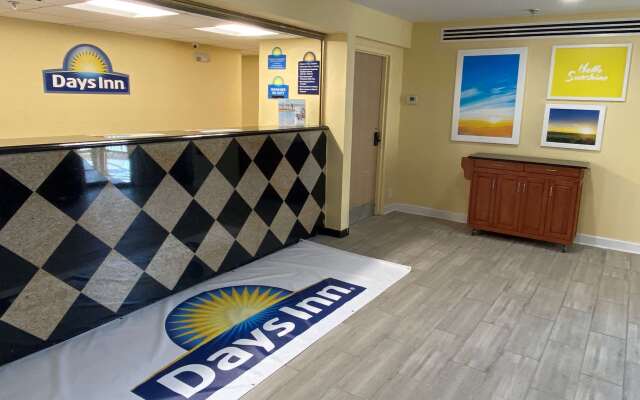 Days Inn by Wyndham Atlanta/Southlake/Morrow